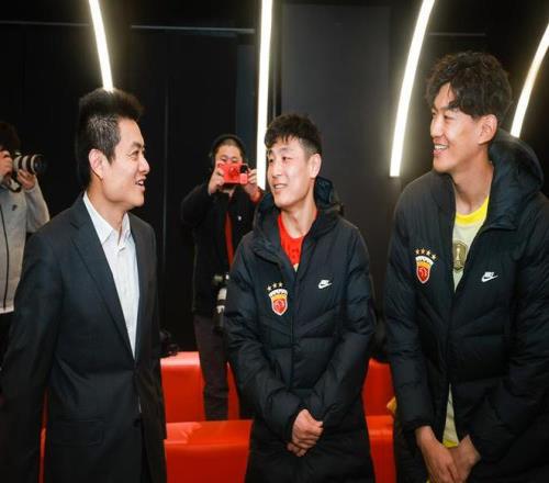 勇攀高峰,中国女篮双,星张子宇,凯发娱乐,凯发娱乐下载,凯发娱乐官方,凯发娱乐在线,凯发娱乐登录,凯发娱乐链接